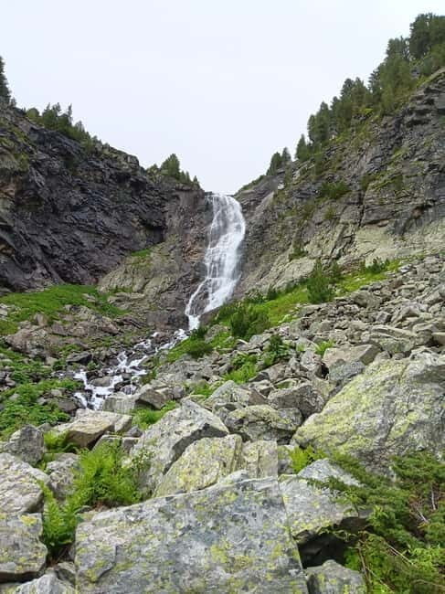 Rilska skakavitsa waterfall hiking tour - The Experience in Detail