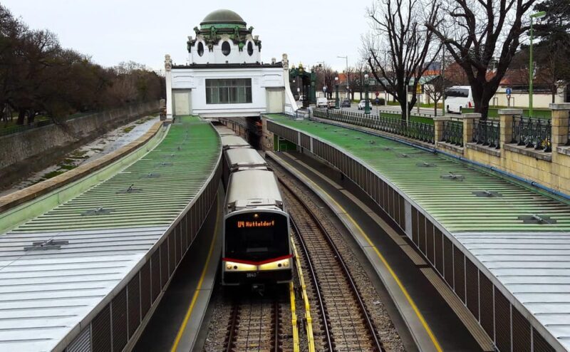 Ringstrasse,Hofburg&more Tours by public transport & walking - An Overview of the Experience