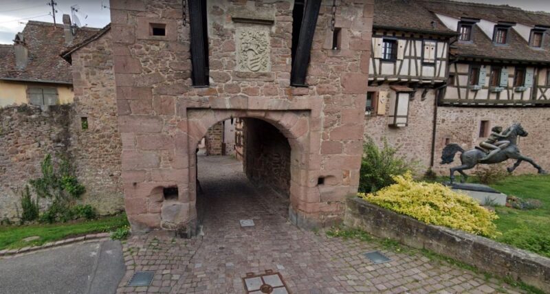 Riquewihr: Private Guided Walking Tour - Discovering Riquewihr: A Visual Journey
