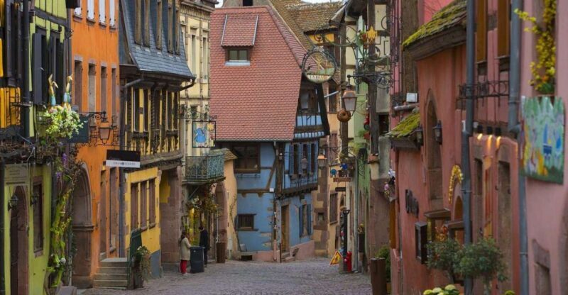 Riquewihr Private Walking Tour - Exploring Riquewihr: An Enchanting Step Back in Time