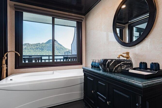 RITA Cruise 5* Lan H-Cat Ba 3 days 2 nights with 2 ways transfer - An In-Depth Look at the Itinerary
