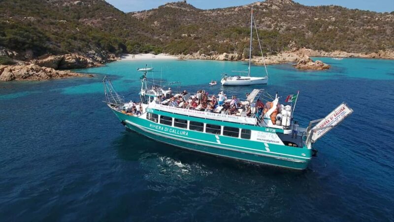 Riviera di Gallura_Excursions La Maddalena Archipelago - Second Stop: Budelli Island and Pink Beach