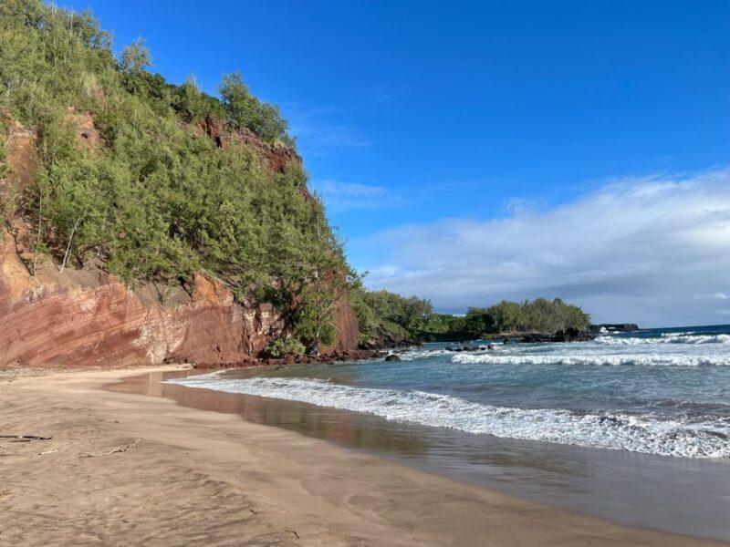 Road to Hana: Professional Guide, Food, Swimming, Waterfalls - Key Points