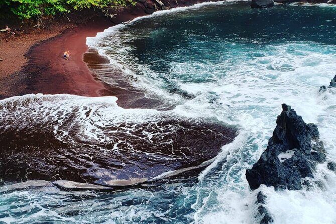 Road To Hana Tour with GO PRO 10 Videography - Waterfalls, Tide Pools, and Secret Spots