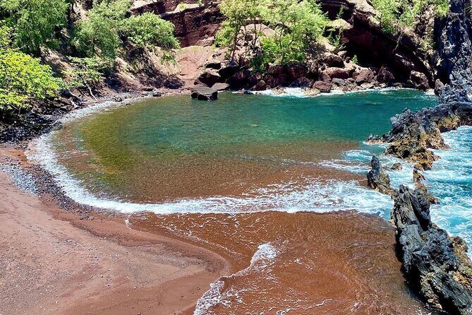 Road To Hana Tour with GO PRO 10 Videography - Group Size and Privacy