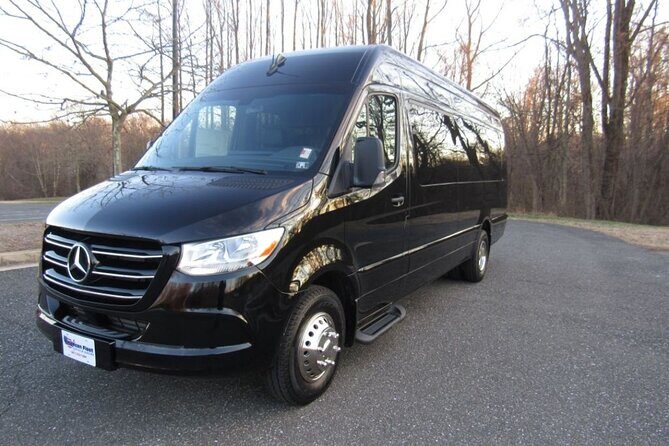 Roberts Transportation Luxury shuttle and sightseeing tour - FAQs