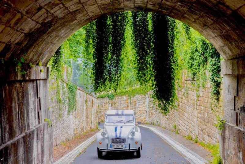 Rochefort: road trip in a retro car - 2CV, Méhari, Burton - FAQ