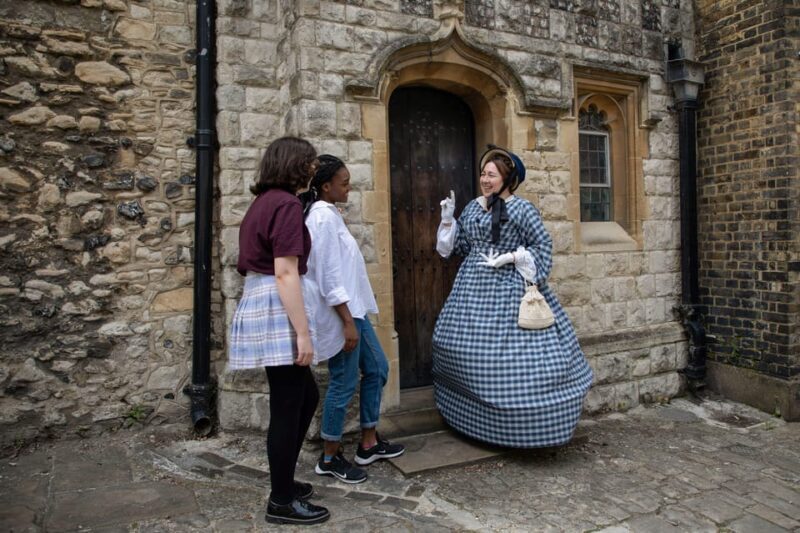 Rochester, Kent: Costumed Guided Tour - Key Points