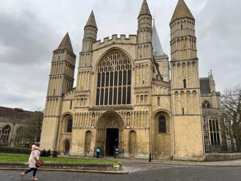 Rochester: Private 2hr Walking Tour with a Blue Badge Guide - Exploring Rochester: A City of Many Layers