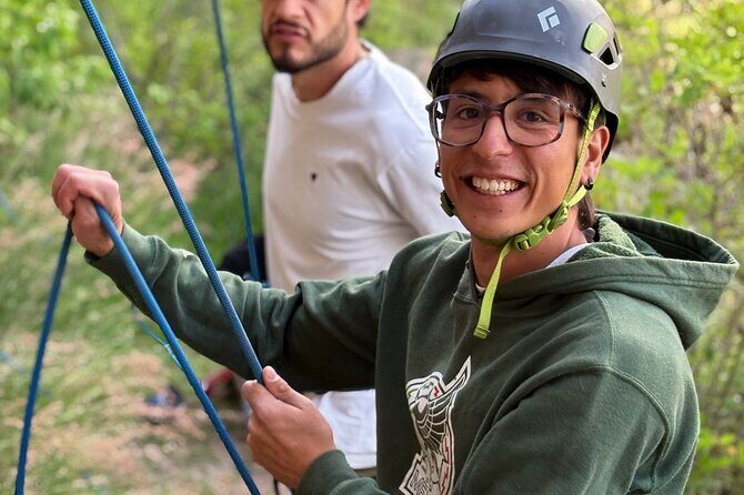 Rock climbing in Oaxaca with local climbers - An In-Depth Look at the Oaxaca Rock Climbing Tour