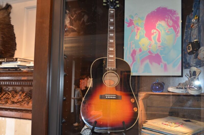 Rock n Roll London Tour By London Taxi - Exploring London Through the Lens of Rock n Roll