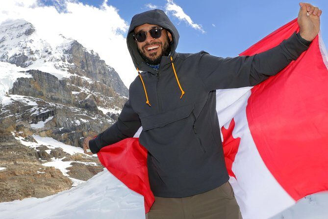 Rockies Christmas Premium Tour - Day 4: Into the Rockies and Historic Passages