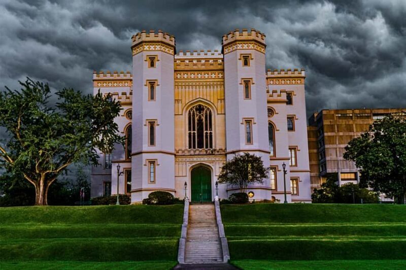 Rogue Blood of the Bayou: Baton Rouge Ghost Tour - A Closer Look at the Baton Rouge Ghost Tour