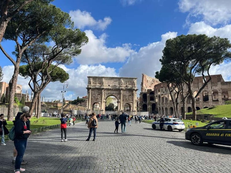 Roma: Colosseum, Forum, Palatine Entrance & 3D audio guide - How the Experience Feels Based on Reviews