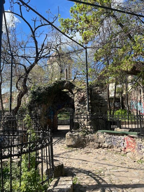 Roma Culture, Realities and Slavery History, Walking tour - Key Points