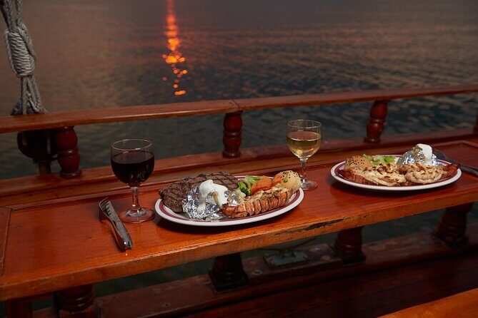 Romantic Dinner Touring the Nichupté Lagoon in Galeón - Authentic Experiences and Traveler Insights