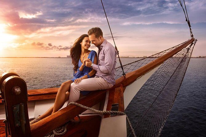 Romantic Experience Sunset Dinner Columbus in Cancun (2x1 price) - FAQ