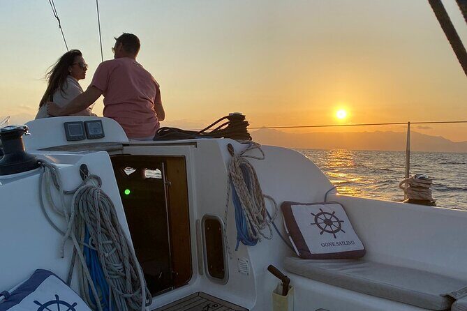 Romantic Luxury Sunset sailing - Key Points