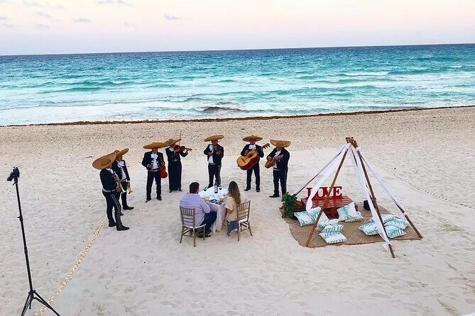 Romantic Mariachi Experience on Cancun Beach - The Location and Setting