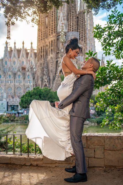 Romantic Photoshoot Experience for Couples in Barcelona - Practical Tips for Your Photoshoot
