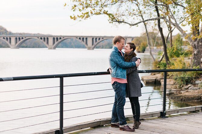 Romantic Photoshoot in Georgetown Waterfront in Washington - Key Points