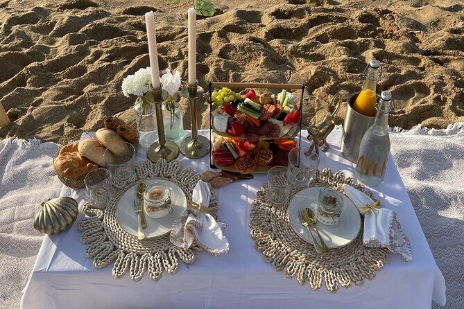 Romantic Picnic - Why This Tour Works
