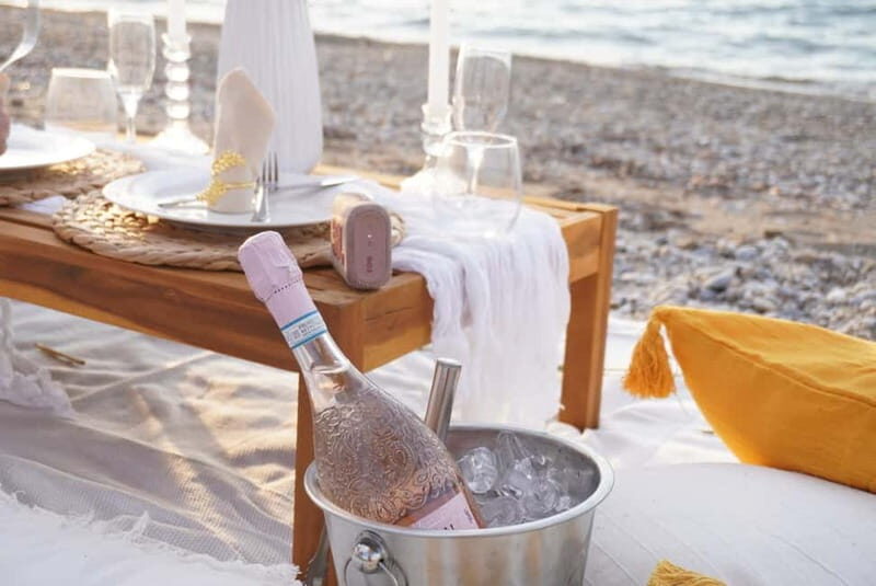 Romantic picnic in Corinth by the sea - FAQ