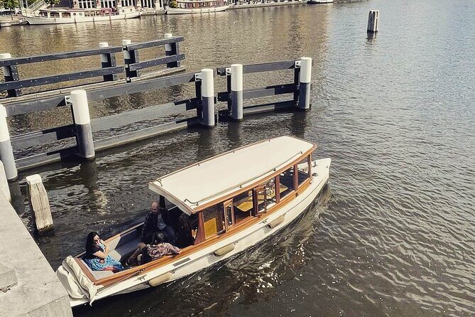 Romantic Private Boat Tour Amsterdam 90min incl welcome drink - Practical Details and Tips for Travelers