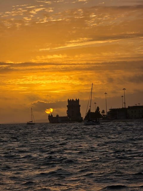 Romantic Private Sailing Boat for two daytime or sunset - Authentic Experiences and Feedback from Guests