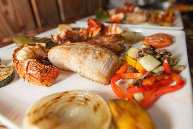 Romantic Private Sunset and Motu Dinner for Two - FAQs