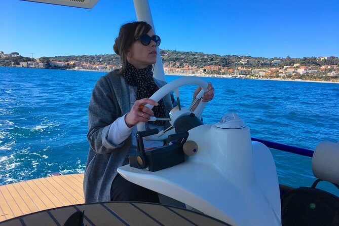 Romantic Private Tour for 2 plus guide on your own Solar Powered Boat - Frequently Asked Questions