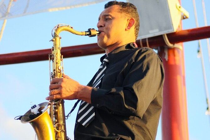 Romantic Sunset Dinner Cruising Experience - The Dining Experience: More Than Just Good Food