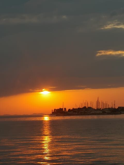 Romantic Sunset tour around Zadar with Drinks - FAQs