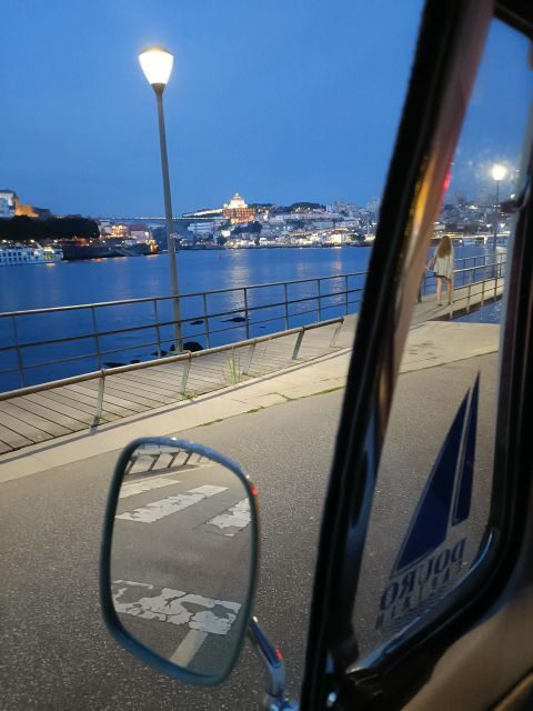 Romantic Tour on a Luxury Sailboat with Vintage Transfer 4H - The Itinerary & Experience in Detail