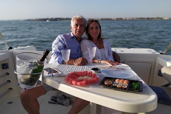 Romantic walk in the Bay of Cadiz - What makes this sunset cruise stand out?