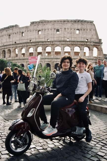 Rome: 1-Hour Vespa Tour as Passenger with Local Driver - FAQ