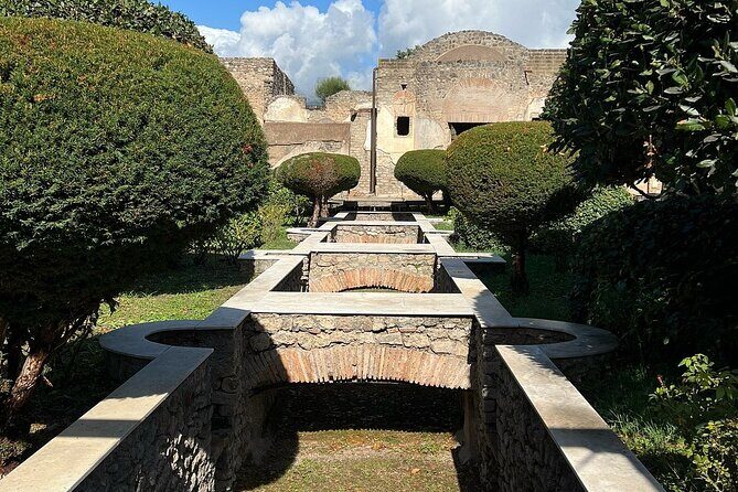 Rome Airport Transfer & Pompeii Tour to Amalfi/Ravello Viceversa - Who Is This Tour Best For?