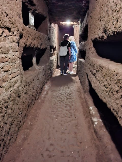 Rome: Catacombs Express ENGLISH Guided Tour - SKIP THE LINE - A Deep Dive into the Tour Experience