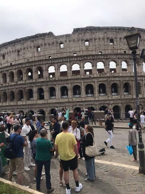 Rome: Colosseum Exterior Walk with Souvenir Video & Photos - Analyzing Value and Practical Details