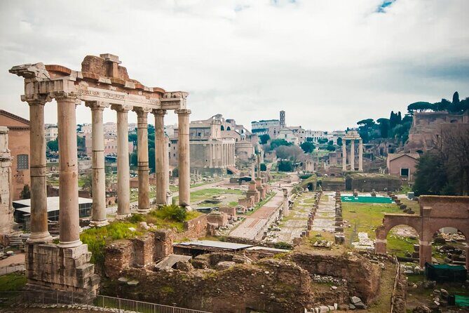Rome: Colosseum, Roman Forum and Palatine Hill Guided Tour - Discovering Romes Ancient Marvels