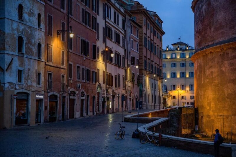 Rome: Evening Walking Tour by Moonlight - Key Points