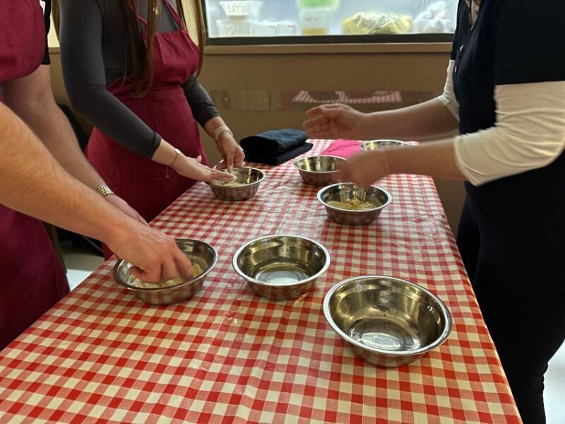 Rome: Homemade Pasta and Tiramisu Cooking Class - Key Points