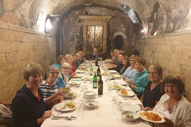 Rome Jewish Ghetto Food & Wine Tour & Guided Visit of Top Sites Lit Up at Night - The Sum Up