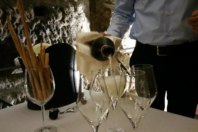 Rome Pantheon: Fine Wine & Gourmet Dinner with Sommelier - Cons and Considerations