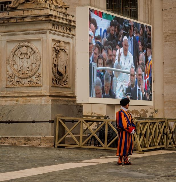 Rome: Papal Audience Tour With Reserved Access - The Experience: What to Expect from Start to Finish