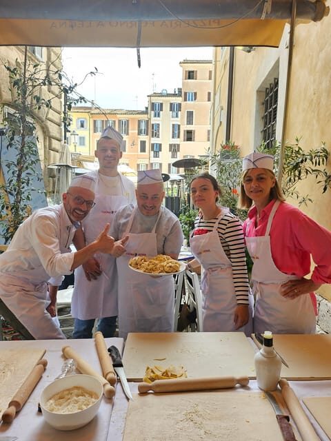 Rome: Pasta and tiramisu perfection class w/wine & dessert - The Experience in Detail