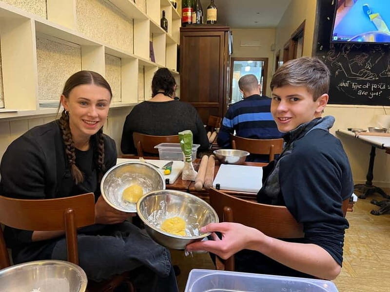 Rome: Pasta Cooking Class with Wine, Coffee, and Limoncello - The Classroom and Group Atmosphere