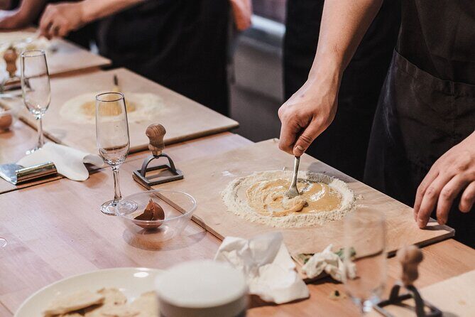 Rome Pasta-Making Class: Cook, Dine & Drink Wine With Local Chef - Why This Experience Offers Great Value