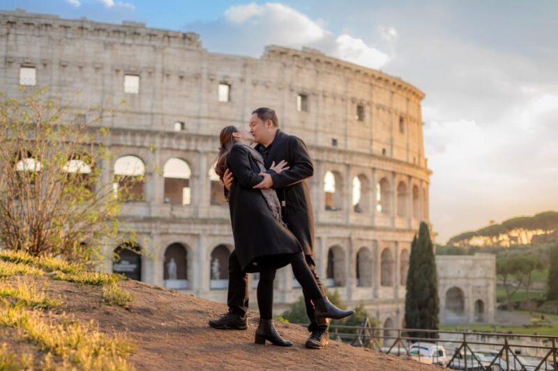 Rome: Personalized Photoshoot outside the Colosseum - The experience in detail
