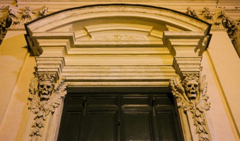 Rome: Small Group Rome's Dark Side - Ghosts & Legends Tour - The Experience in Detail